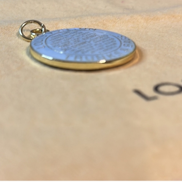 Louis Vuitton Trunks & Bags Charm - Picture 4 of 6